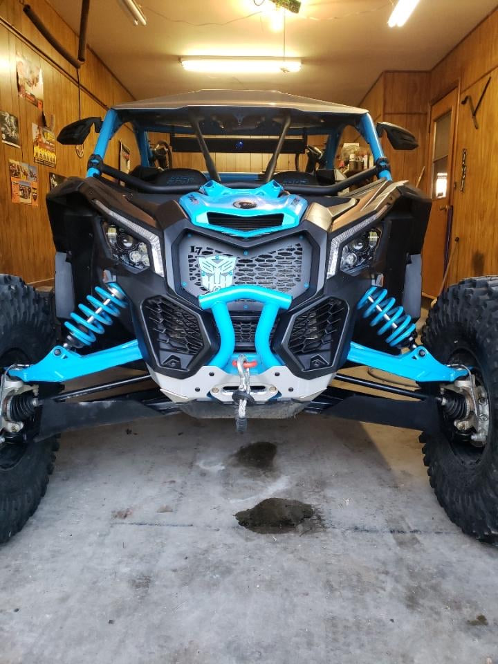 Blue Lucky 7 mesh hood kit on a Can-Am Maverick X3