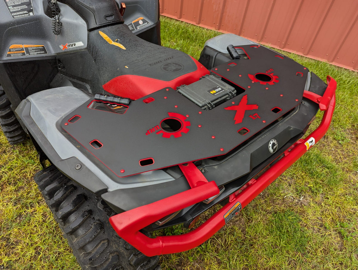 Lucky 7 Outlander Gen 3 rear rack with Pelican storage case