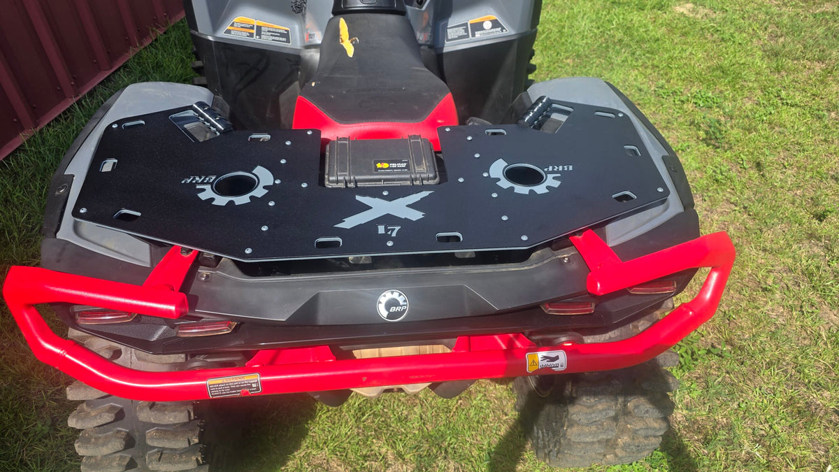 Lucky 7 Outlander Gen 3 rear rack with storage case and granite grey X logo