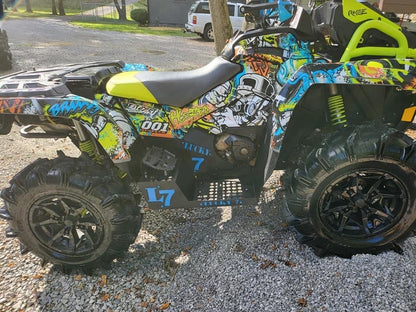 Custom-wrapped Can-Am Outlander Gen 2 Max with Lucky 7 metal floorboards
