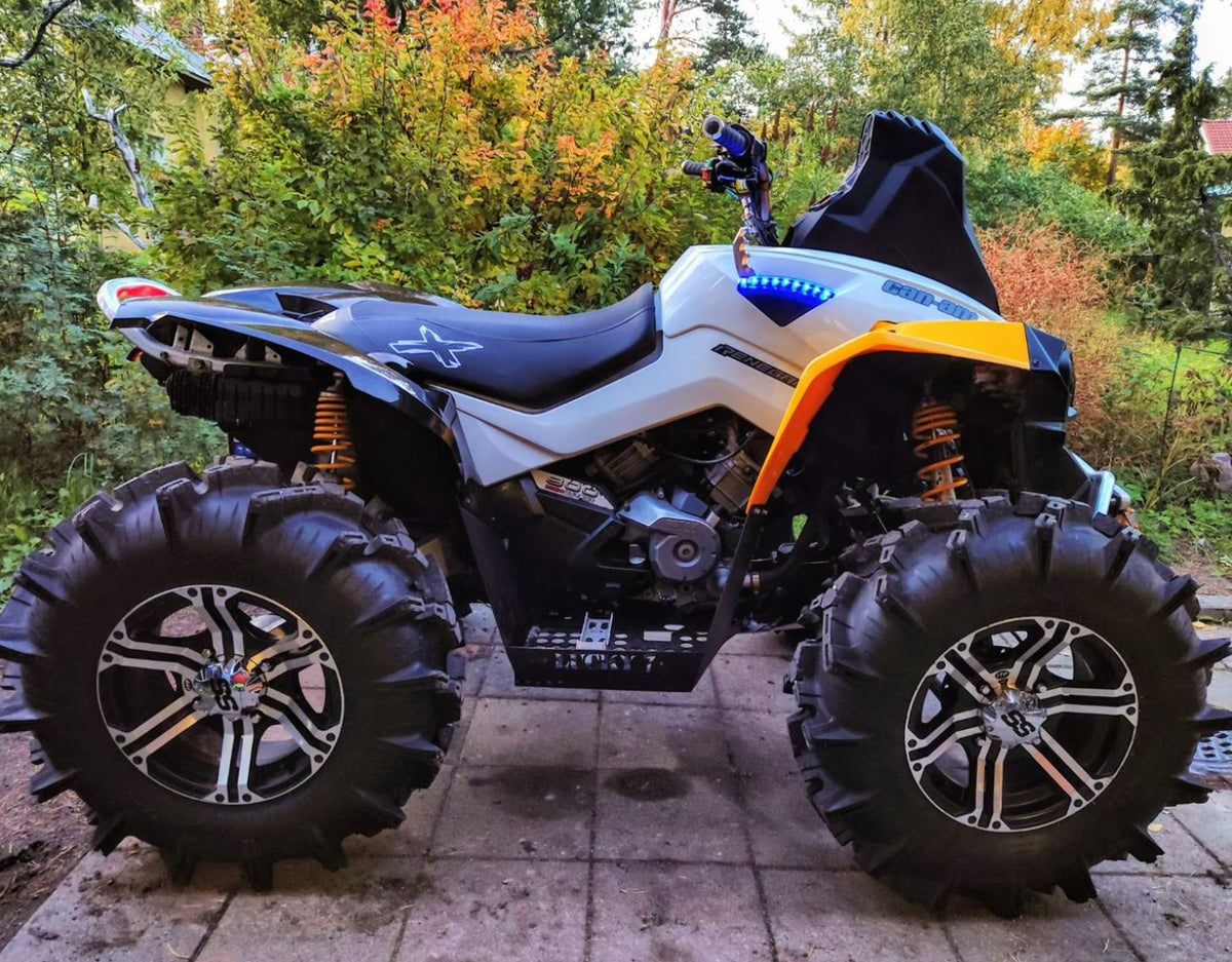 Can-Am Renegade Gen 1 with Lucky 7 metal floorboards
